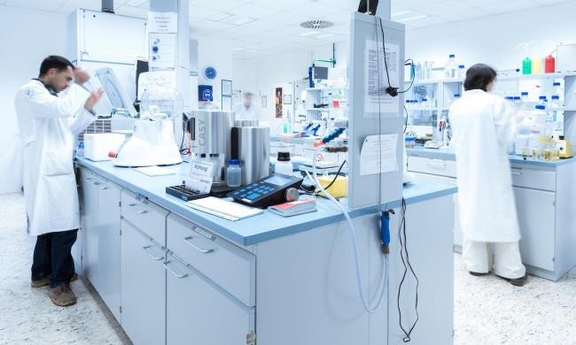 _Ueber_Uns_Struktur_Services_Tropenforschung_Biologielabor_Raum _Ueber_Uns_Struktur_Services_Tropenforschung_Biologielabor_Raum